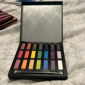 listing-status-banner